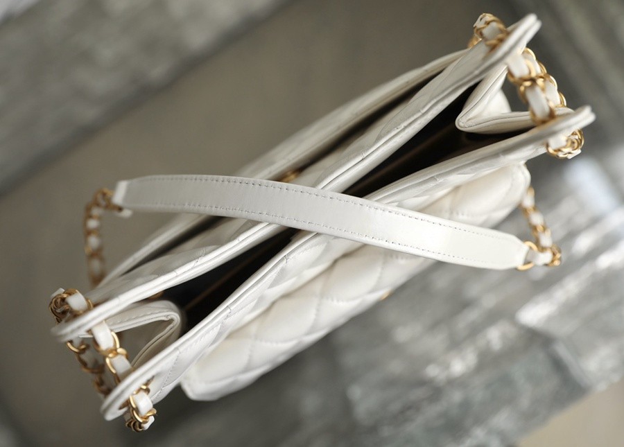 小香 23C早春新款天貓精靈 Hobo流浪包 中號白色_2