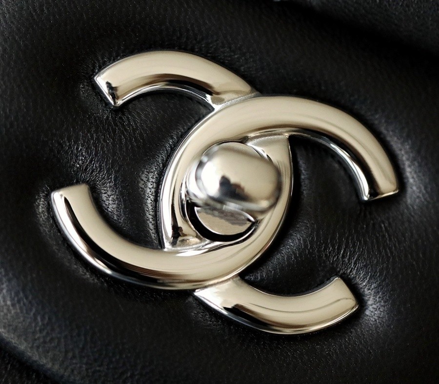 小香 cf30 羊皮黑色 銀扣_9