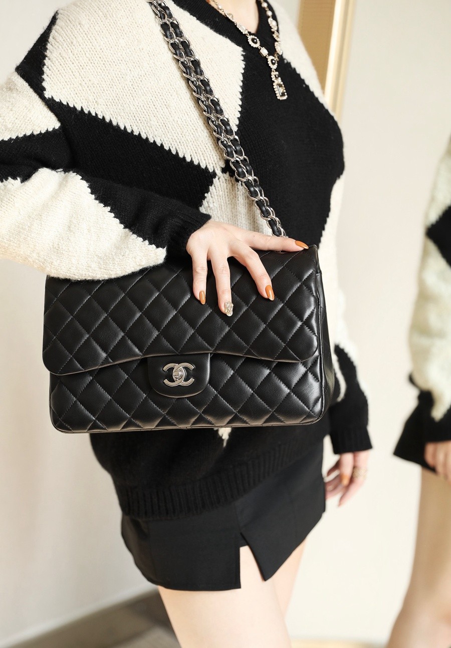 小香 cf30 羊皮黑色 銀扣_17