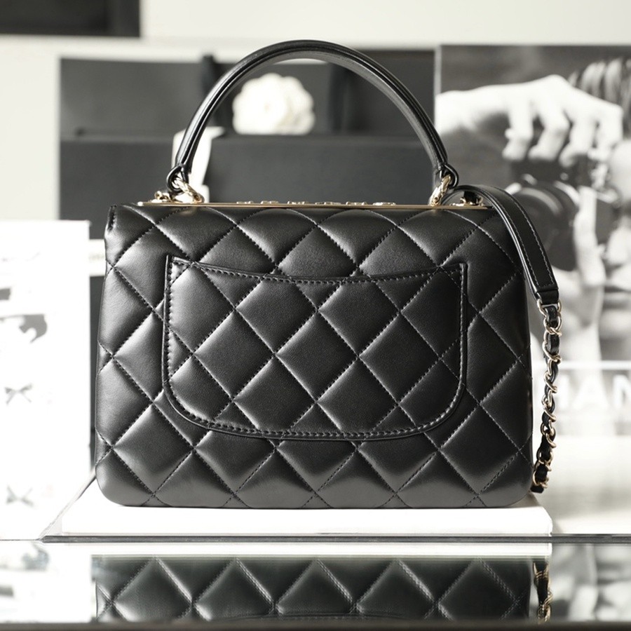 小香 Trendycc手柄口蓋包 羊皮 黑色_3