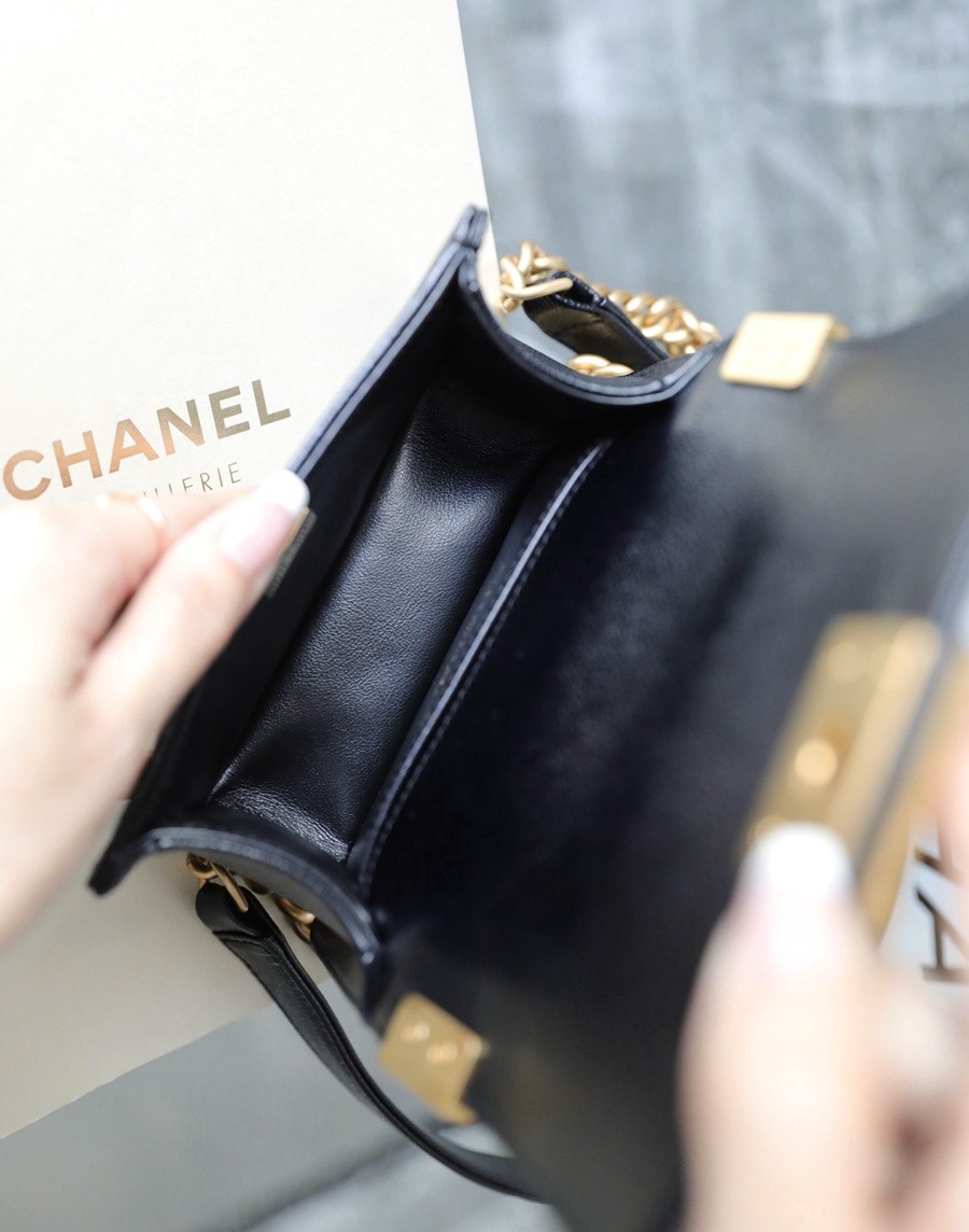 小香 Leboy  荔枝紋牛皮 mini 黑金_7