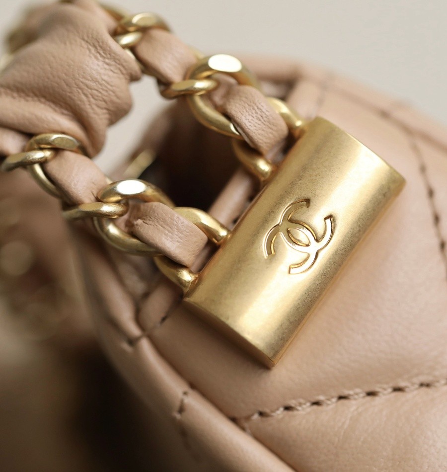 小香 19 Hobo腋下包 褶皺牛皮 杏色 大號_14