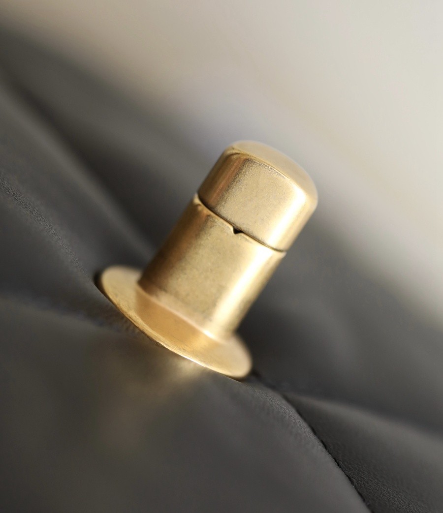 小香 24C早春新款19系Hobo流浪包 羊皮 黑金_11