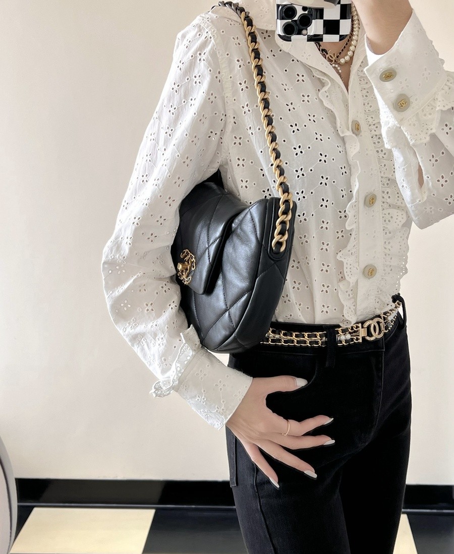 小香 24C早春新款19系Hobo流浪包 羊皮 黑金_17