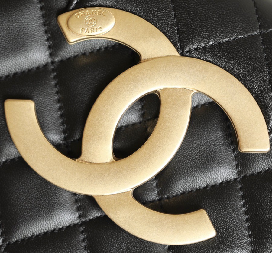 24c早春 大logo橫款購物袋 黑色_8