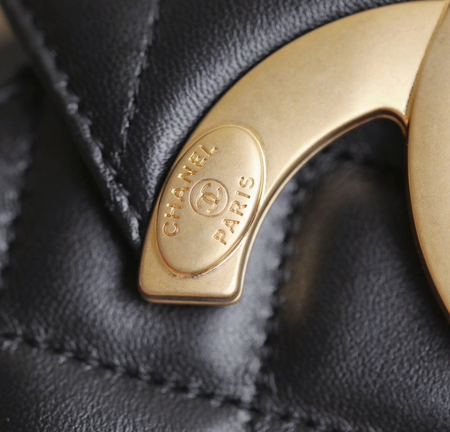 24c早春 大logo橫款購物袋 黑色_11