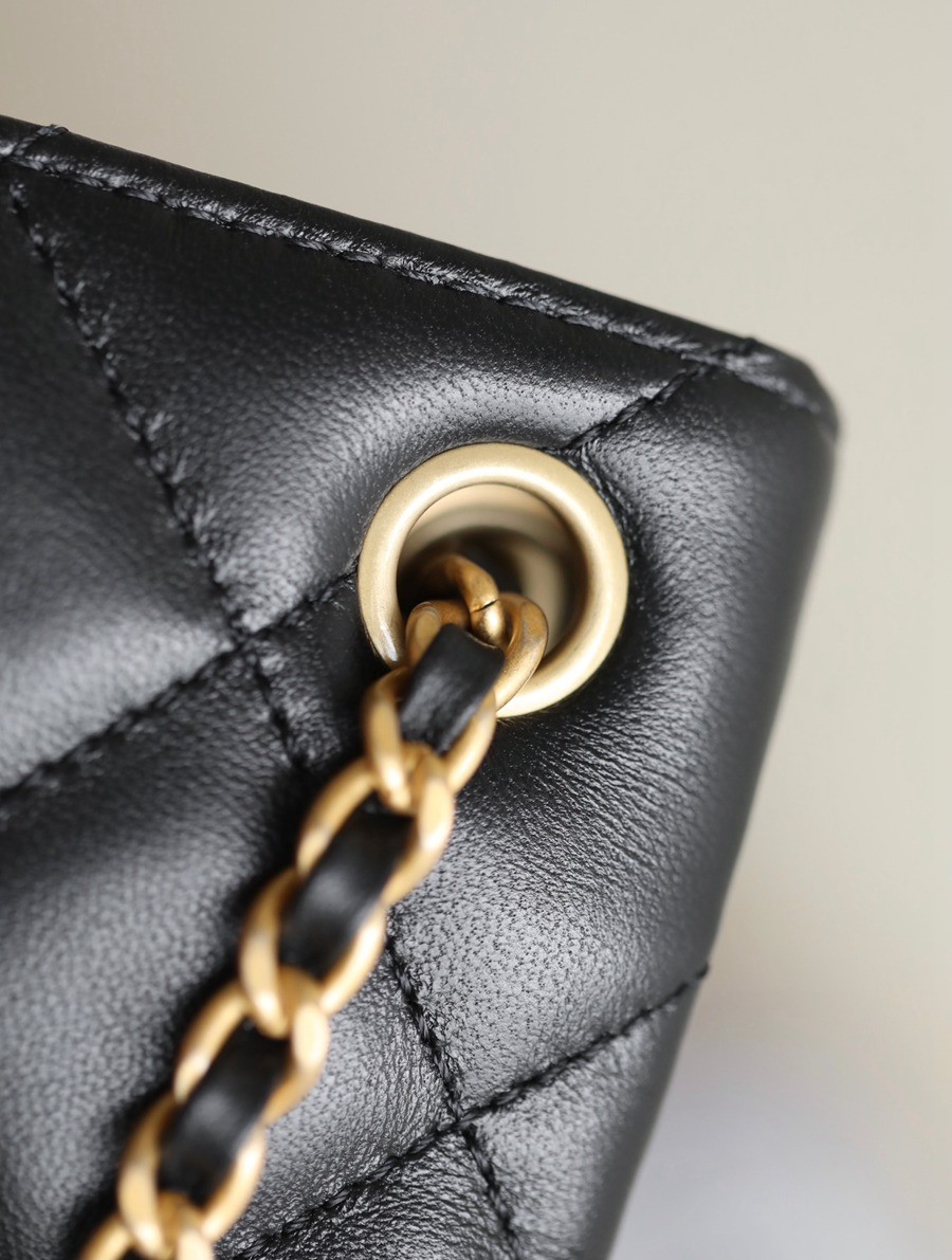 24c早春 大logo橫款購物袋 黑色_14