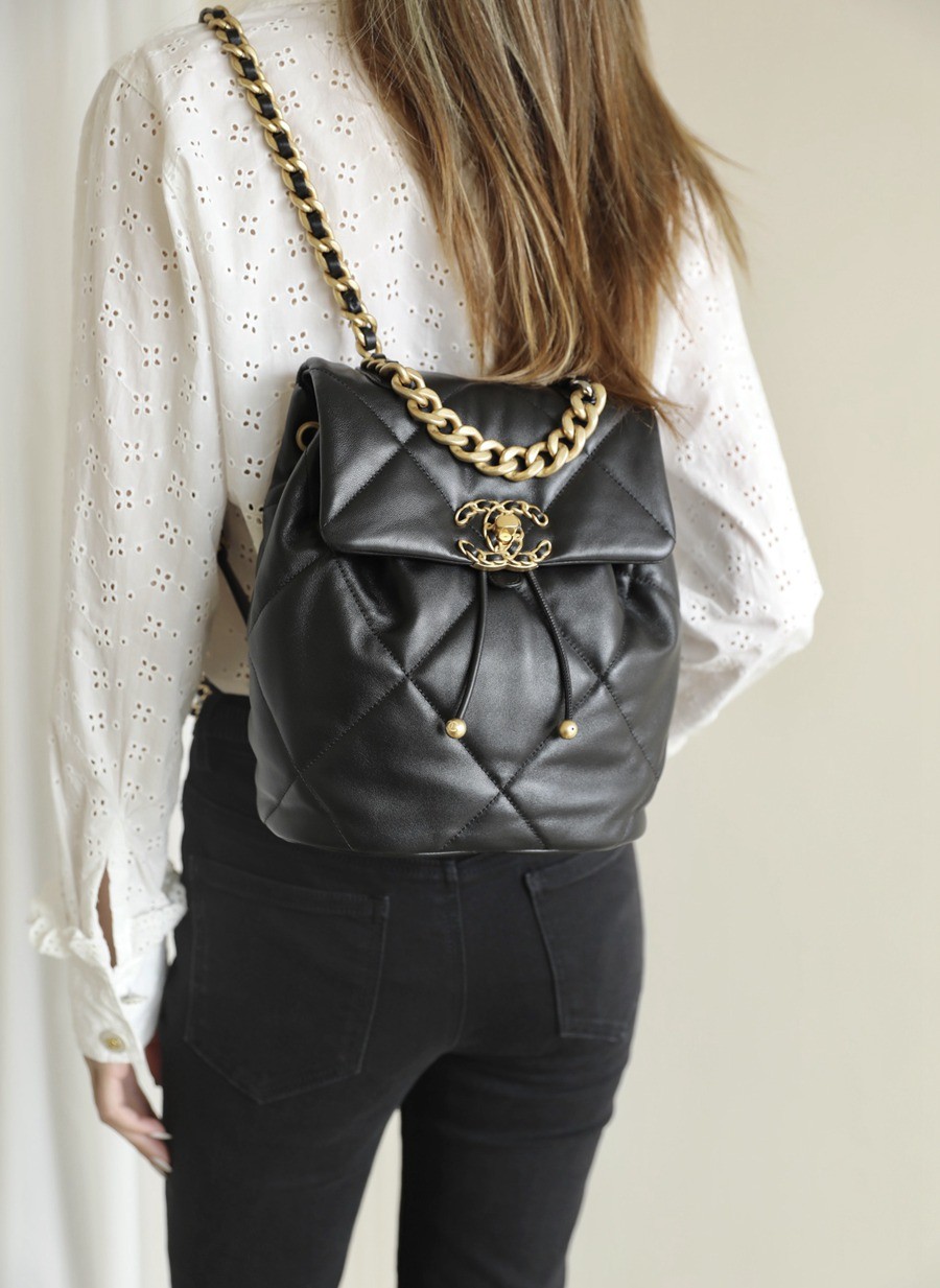 24c早春系列 19系列雙肩包黑色_17