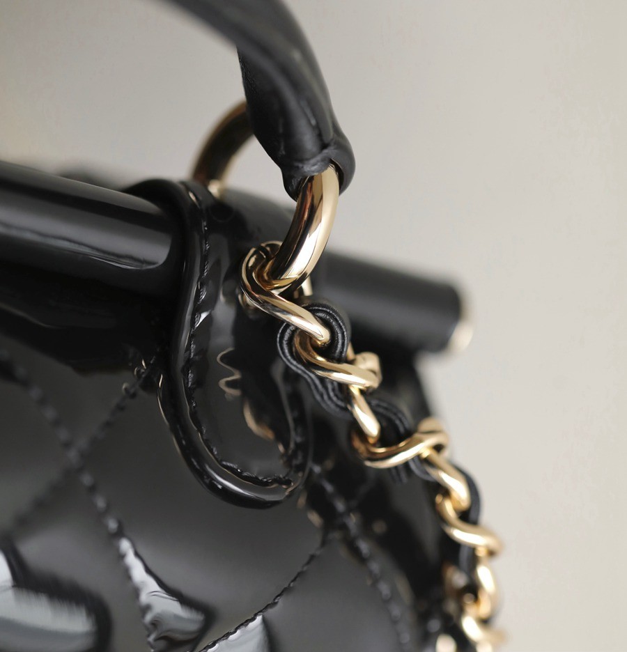 23k秋冬 手柄漆皮盒子包 黑色_9