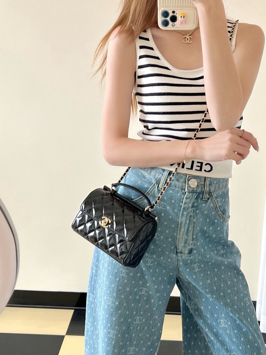 23k秋冬 手柄漆皮盒子包 黑色_18