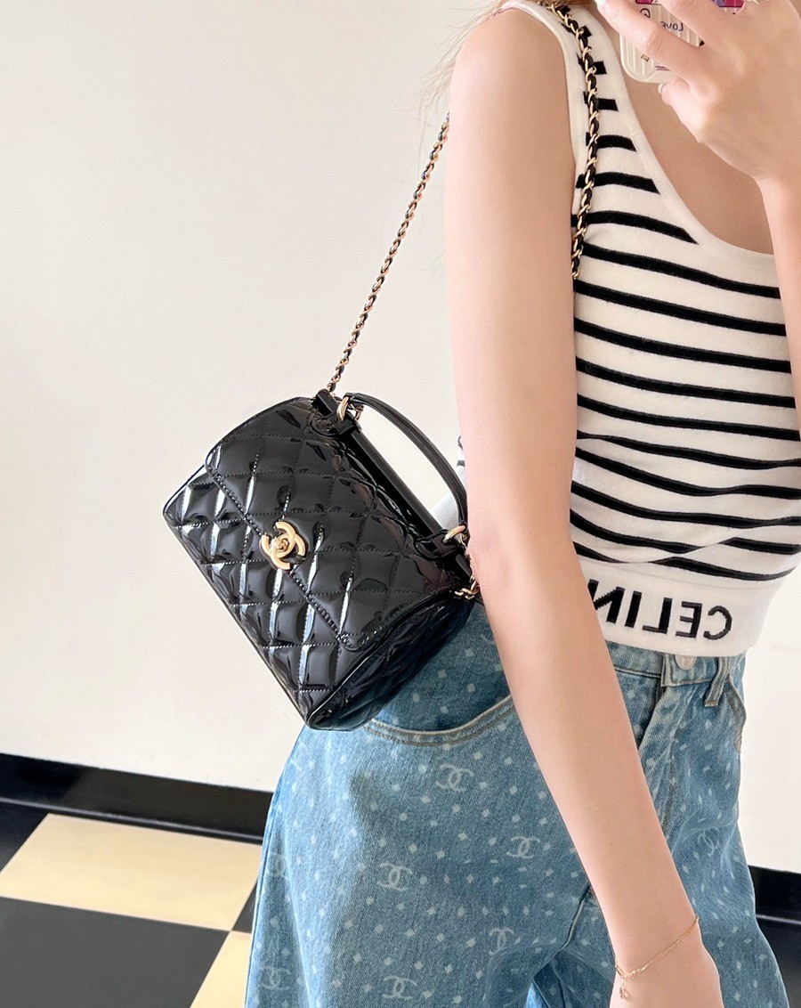 23k秋冬 手柄漆皮盒子包 黑色_23