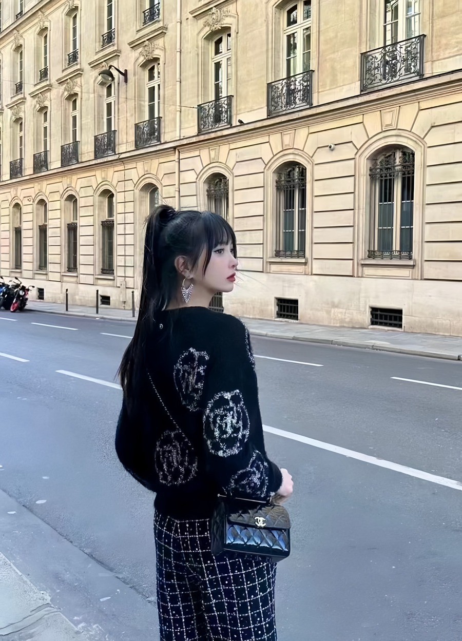 23k秋冬 手柄漆皮盒子包 黑色_25