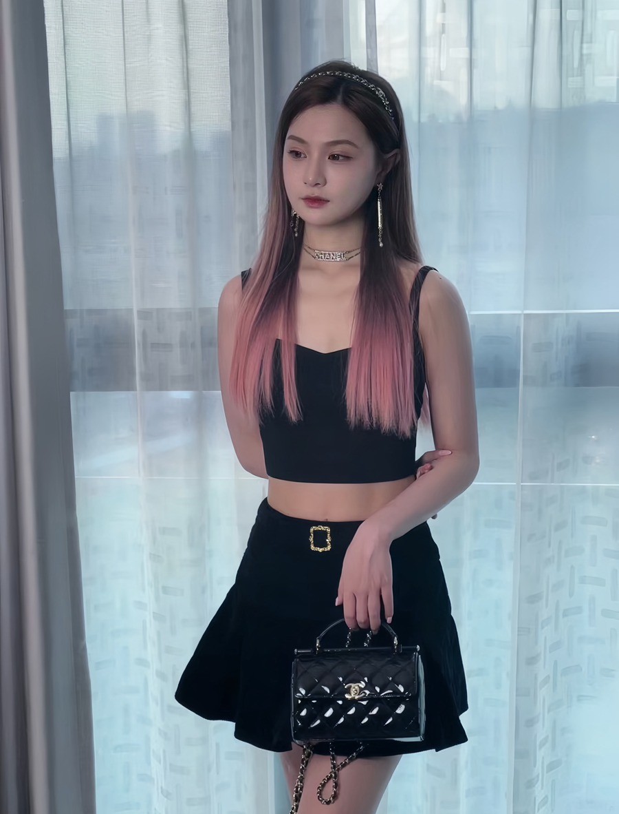 23k秋冬 手柄漆皮盒子包 黑色_26