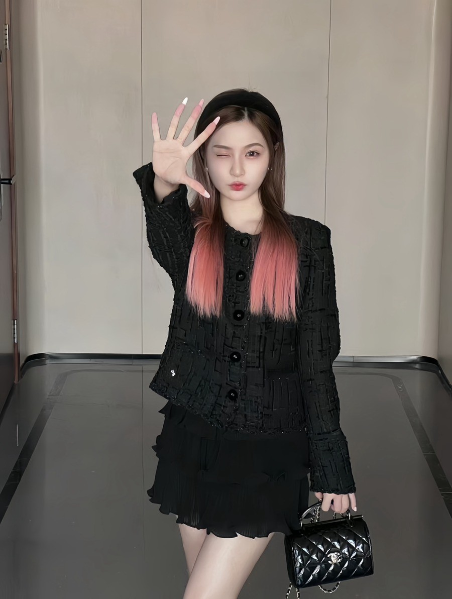 23k秋冬 手柄漆皮盒子包 黑色_28