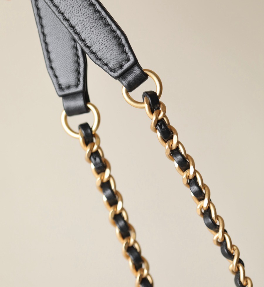 24c早春大logo圓挎包 黑色_13