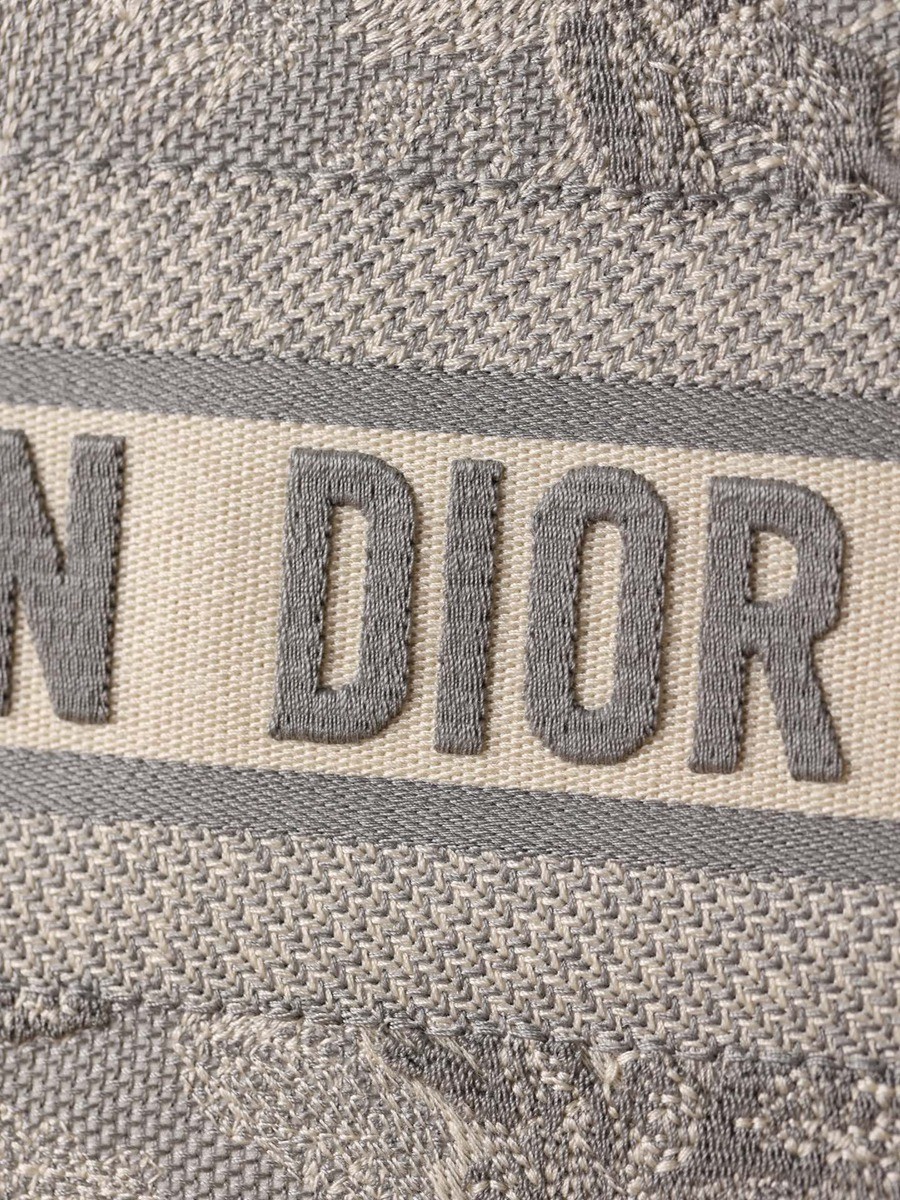 中號BOOK TOTE 手袋灰色刺繡 Reverse 茹伊印花_6