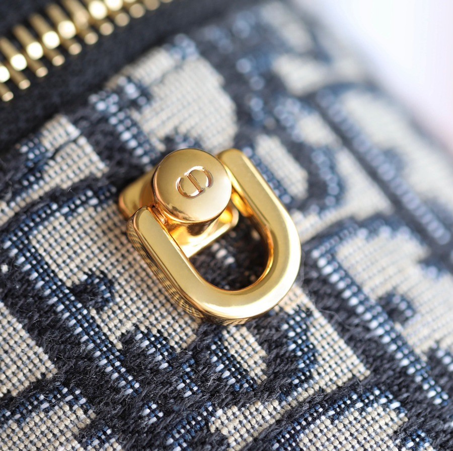 CD Signature Vanity 小號 藍色 Oblique印花_12