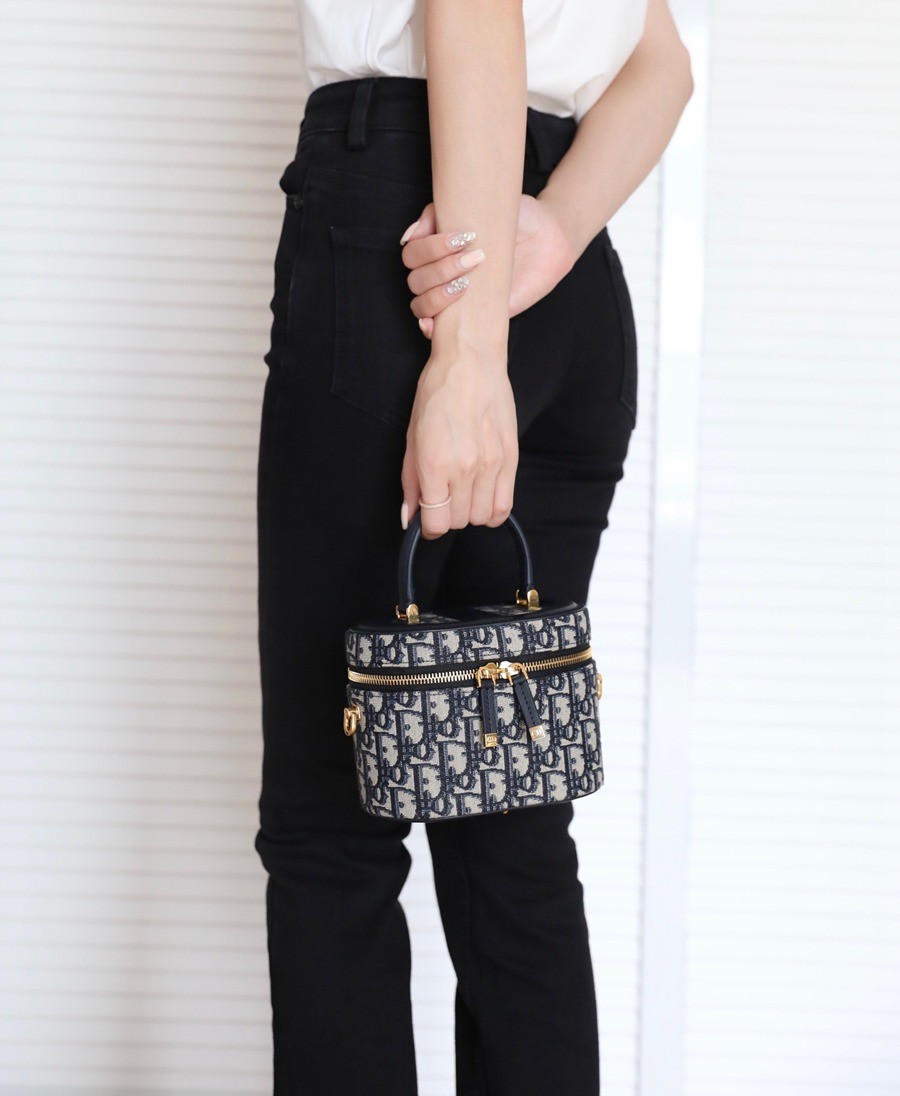 CD Signature Vanity 小號 藍色 Oblique印花_21