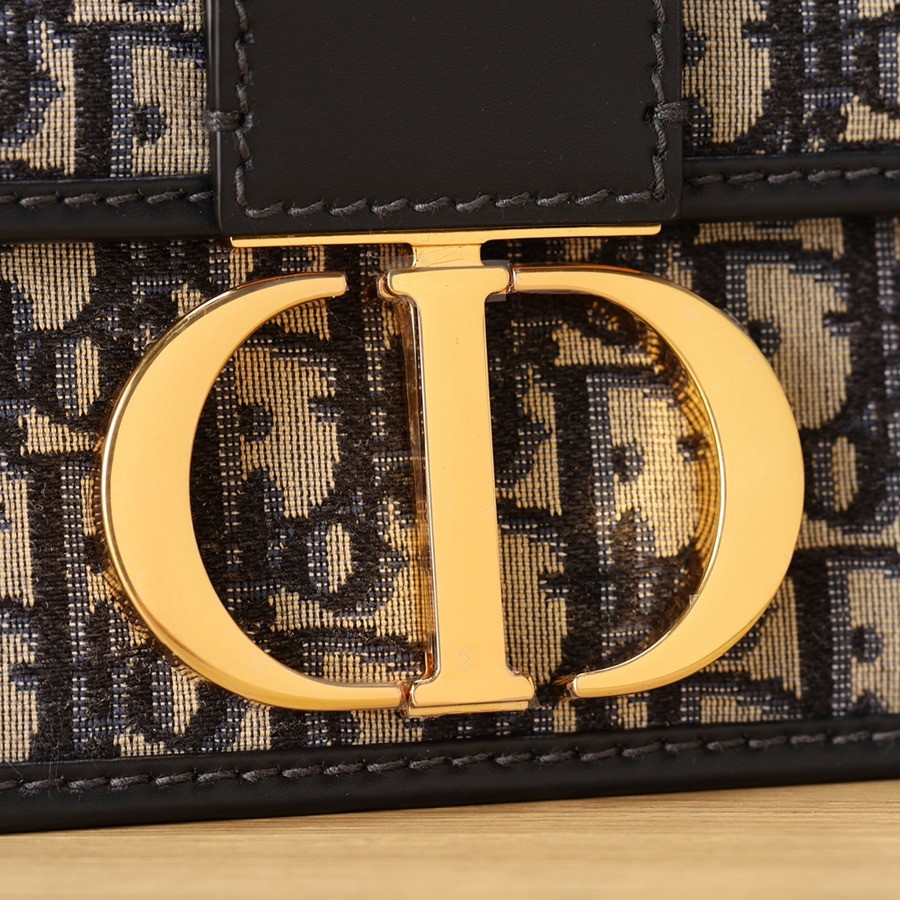 30 MONTAIGNE 蒙田鏈條包藍色 Oblique 印花_10