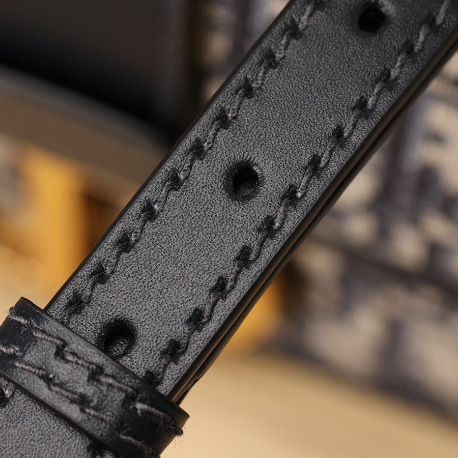 30 MONTAIGNE 蒙田鏈條包藍色 Oblique 印花_15