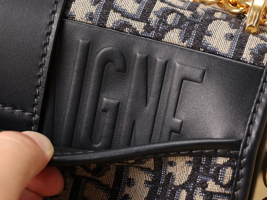 30 MONTAIGNE 蒙田鏈條包藍色 Oblique 印花_18