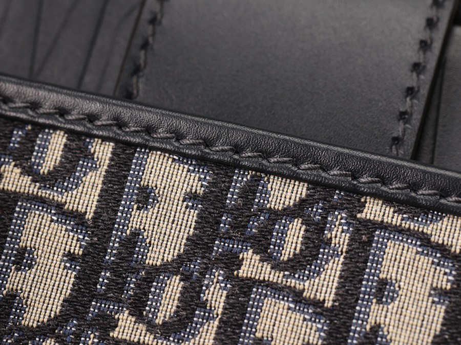 30 MONTAIGNE 蒙田鏈條包藍色 Oblique 印花_21