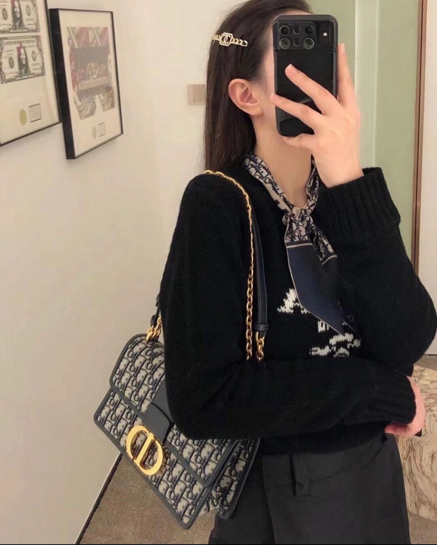 30 MONTAIGNE 蒙田鏈條包藍色 Oblique 印花_27