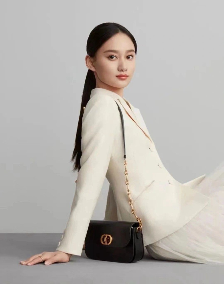 30 MONTAIGNE AVENUE 手袋黑色光面牛皮革_31