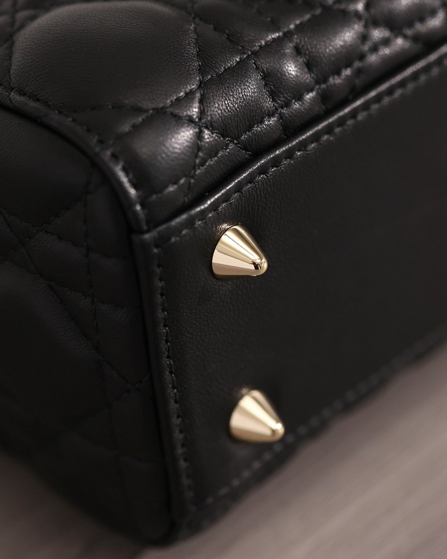 小號 LADY DIOR MY ABCDIOR 四格戴妃包黑色羊皮金扣_6