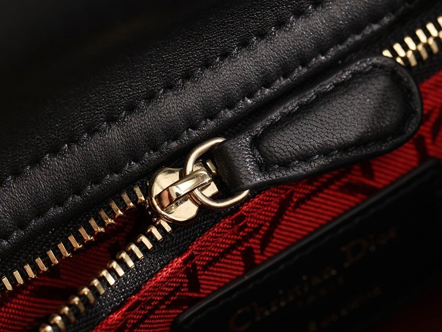 小號 LADY DIOR MY ABCDIOR 四格戴妃包黑色羊皮金扣_17