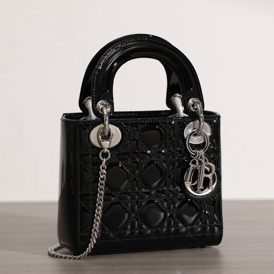 迷你 LADY DIOR 三格戴妃包漆皮黑色銀扣_2