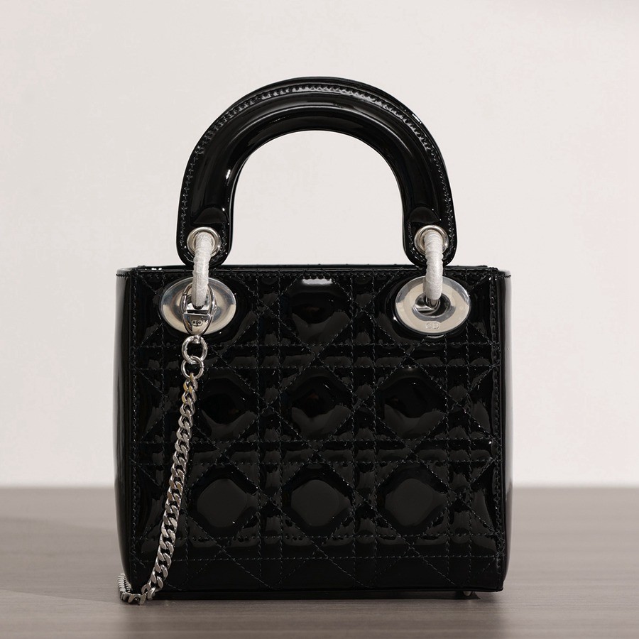 迷你 LADY DIOR 三格戴妃包漆皮黑色銀扣_4