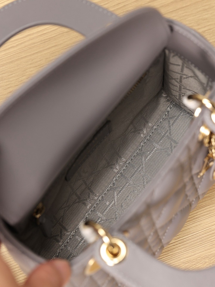 迷你 LADY DIOR 手袋 大象灰色羊皮革藤格紋_7