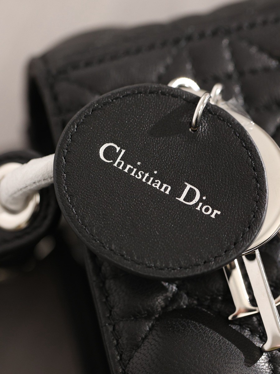 迷你 LADY DIOR 手袋 黑色羊皮革藤格紋銀扣_11