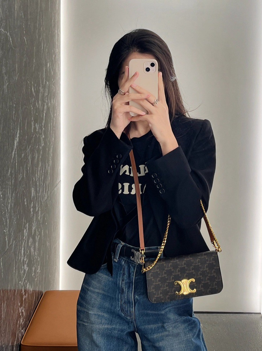 celineMulti Pochette Triomphe手袋_25