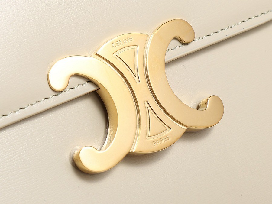 CELINE 23s COLLEGE Triomphe亮澤牛皮革鏈條手袋_8