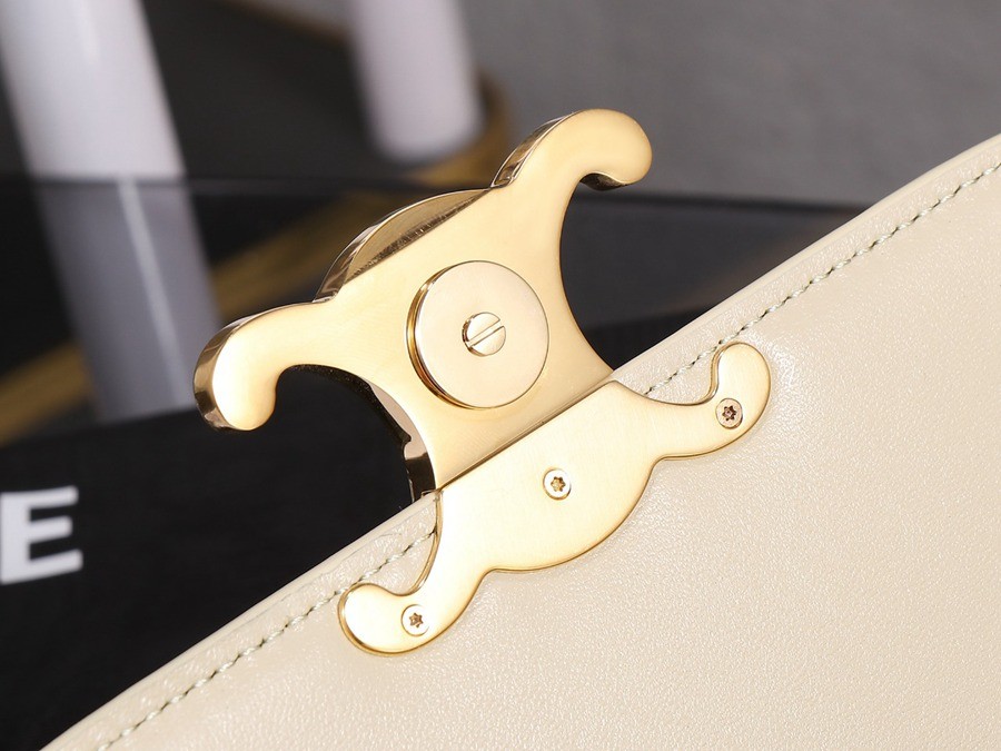 CELINE 23s COLLEGE Triomphe亮澤牛皮革鏈條手袋_11