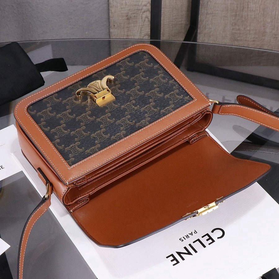 Triomphe 經典 斜背包_5