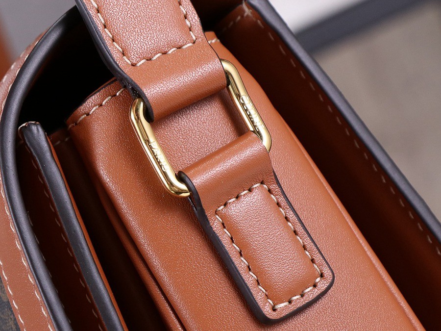 Triomphe 經典 斜背包_8