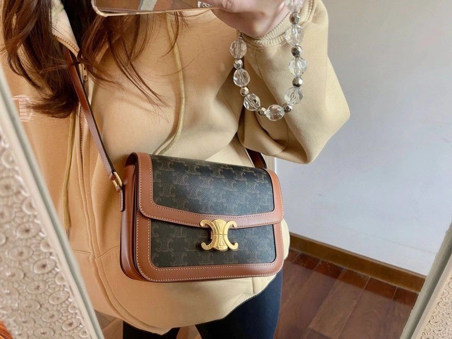 Triomphe 經典 斜背包_14