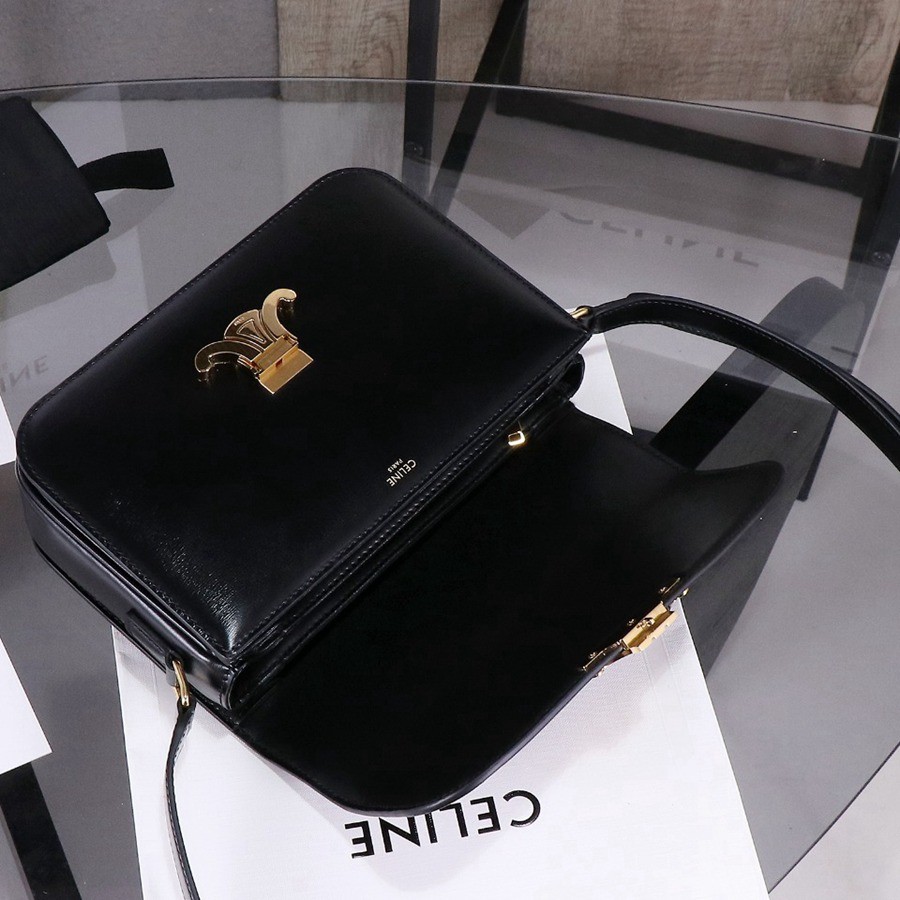 Triomphe 經典 斜背包 黑色_5