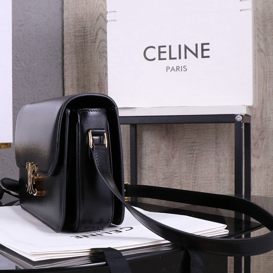 Triomphe 經典 斜背包 黑色_2