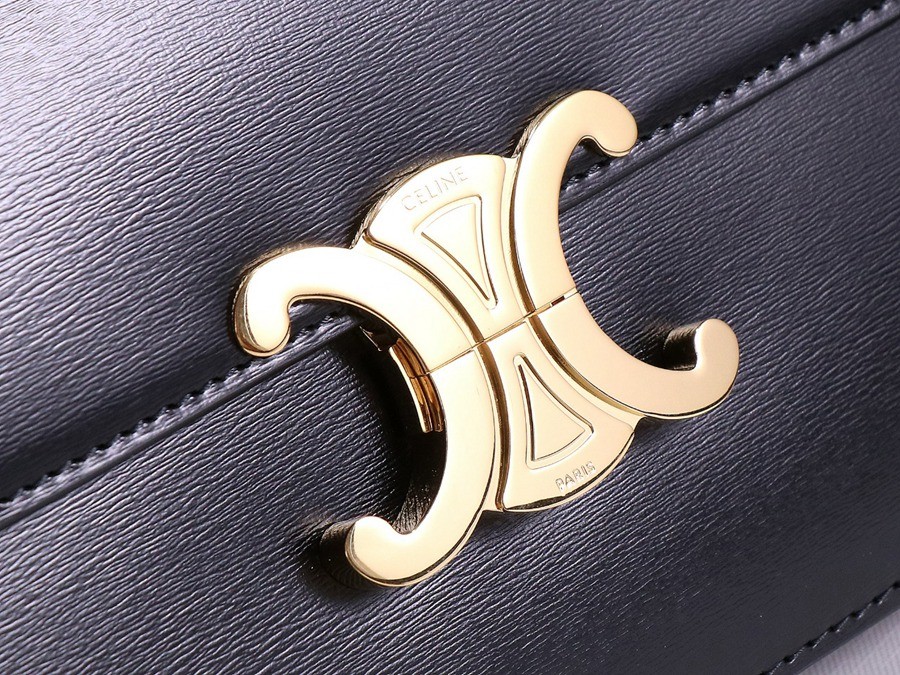 Triomphe 經典 斜背包 黑色_7