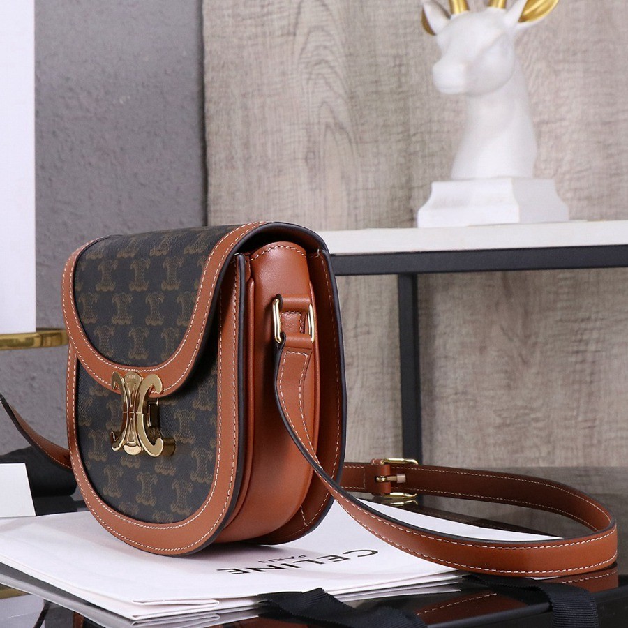 TEEN BESACE Triomphe亮澤牛皮革手袋_2