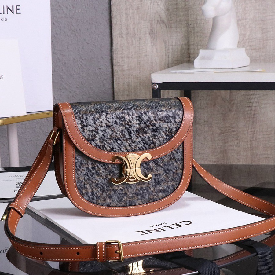 TEEN BESACE Triomphe亮澤牛皮革手袋_1