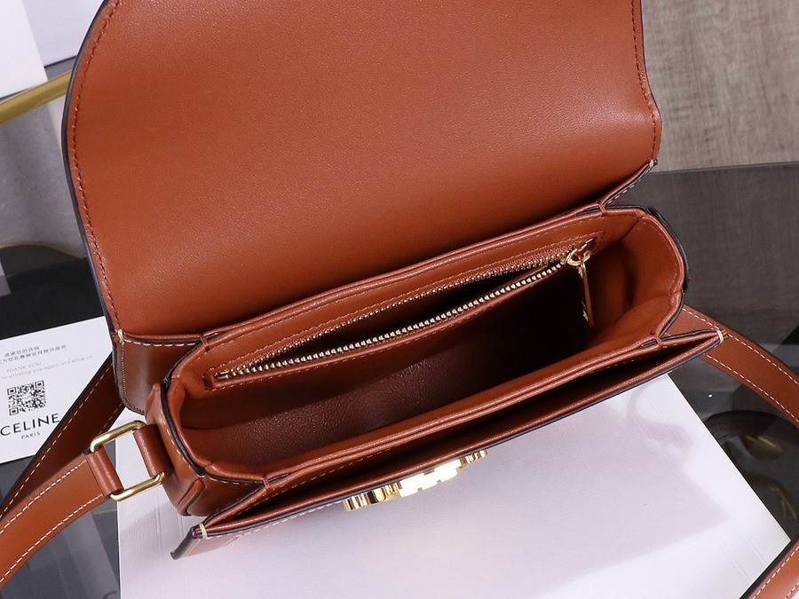 TEEN BESACE Triomphe亮澤牛皮革手袋_11