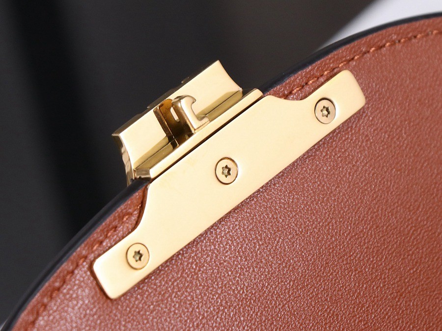 TEEN BESACE Triomphe亮澤牛皮革手袋_14