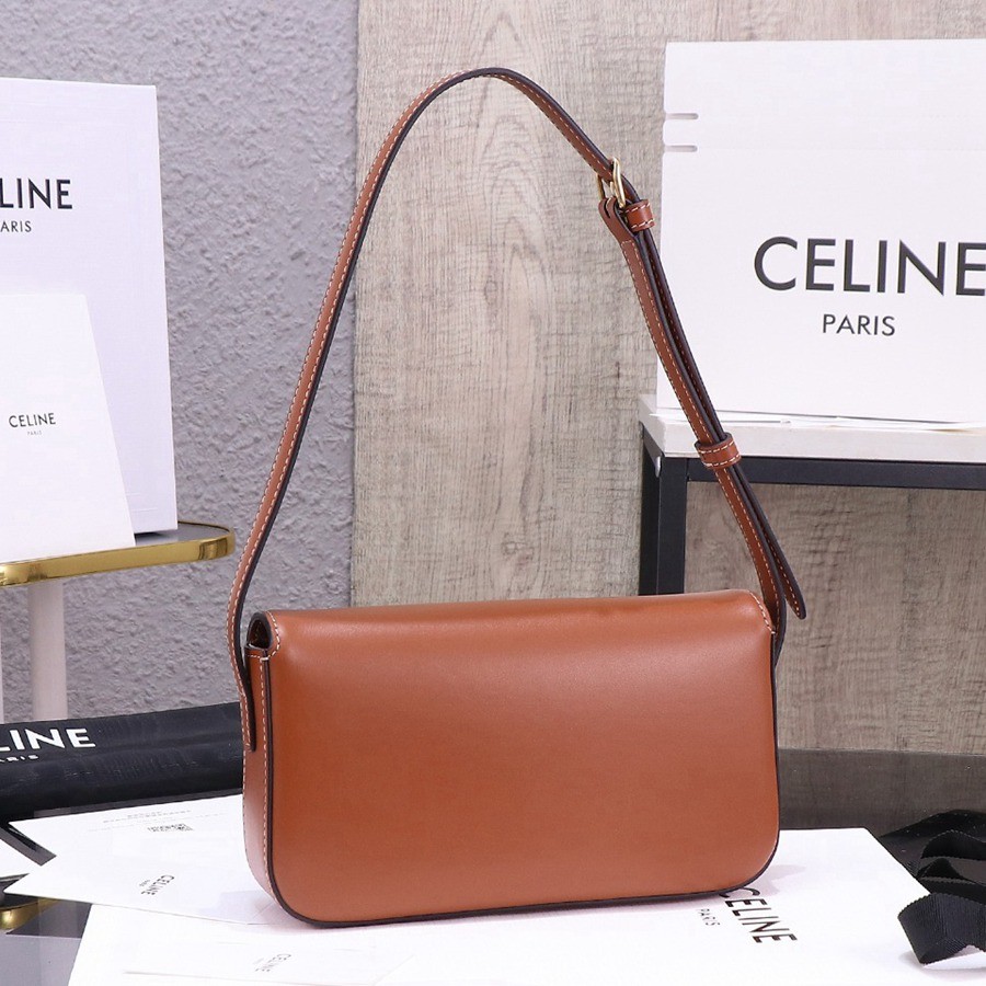 CELINE Triomphe 凱旋門腋下包_4