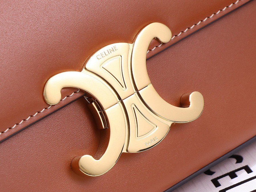 CELINE Triomphe 凱旋門腋下包_8