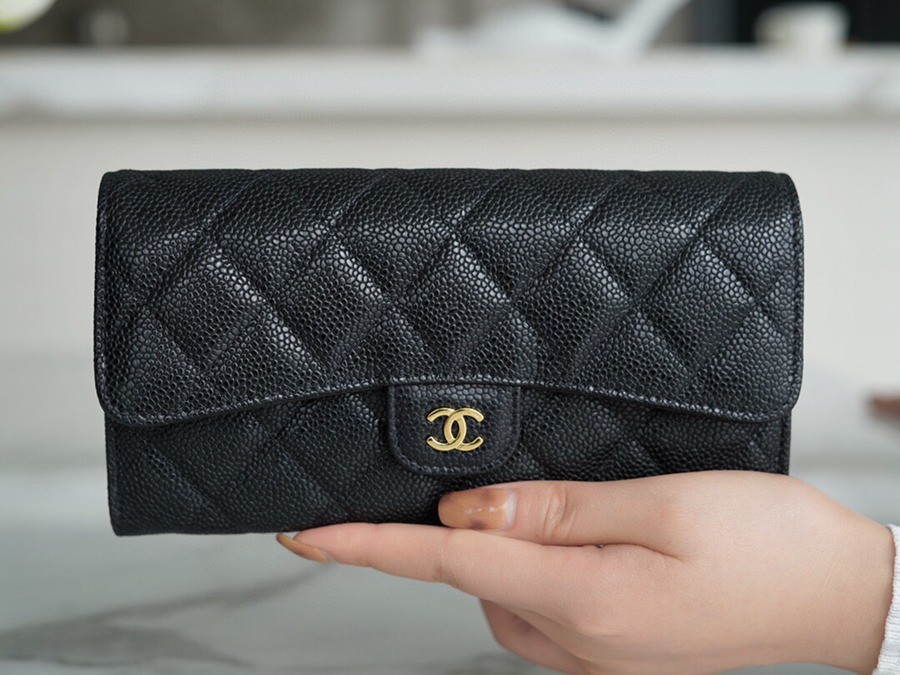 「Classic Flap」經典兩折長夾 黑金牛_2